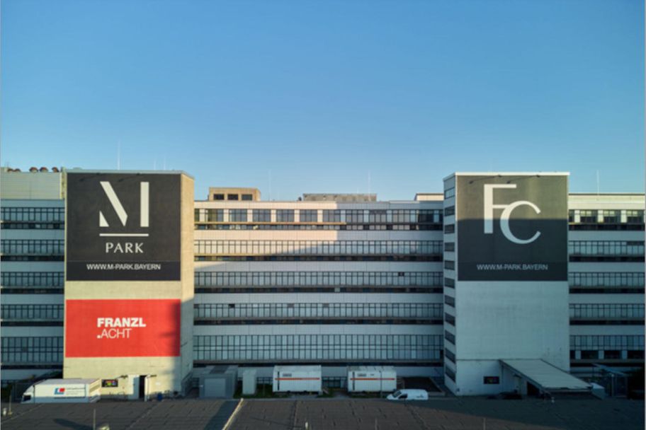 Fassade Bürogebäude Maxl & Franzl im M-Park München