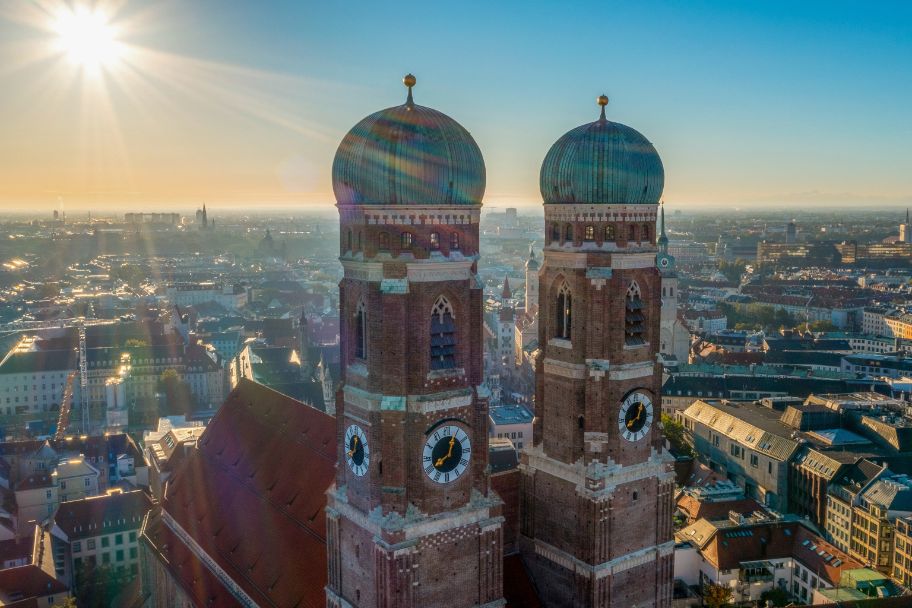 Luftbild Münchner Altstadt mit Frauenkirche