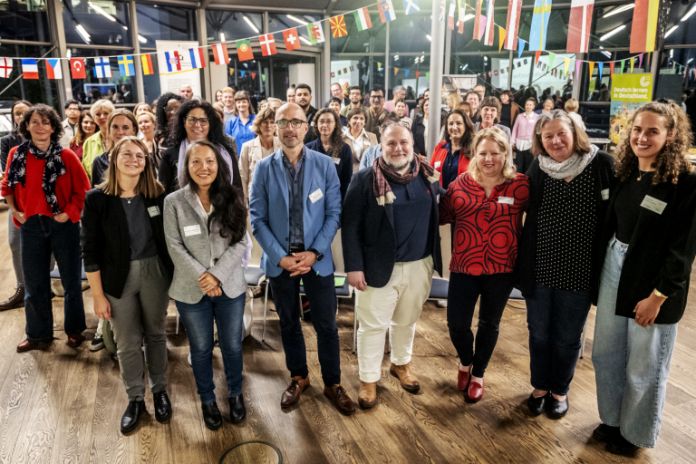 Munich Onboarding Hub - Partner im Pavillon des MVHS-Sprachzentrums