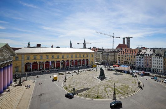 Max-Joseph-Platz