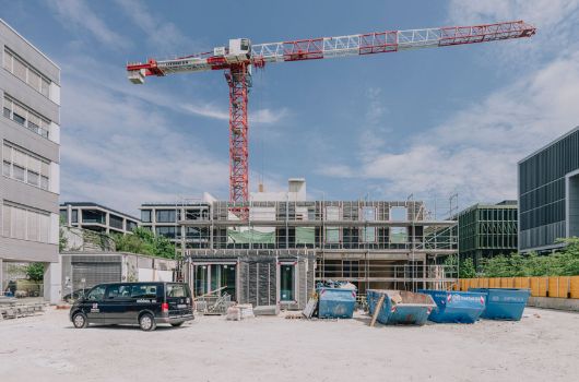 Stirnseite des Gebäudes, Fassade zum Garten 