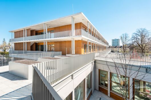 Nord-West-Ansicht auf die Mittelschule