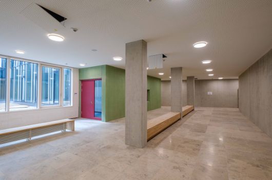 Flurbereich der Fachlehrsäle im zweiten Obergeschoss