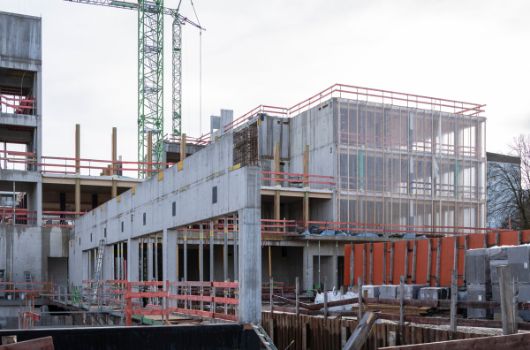 Betonage der südlichen Wand der Sporthalle 