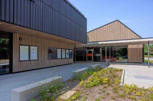 Neu-Sportbau