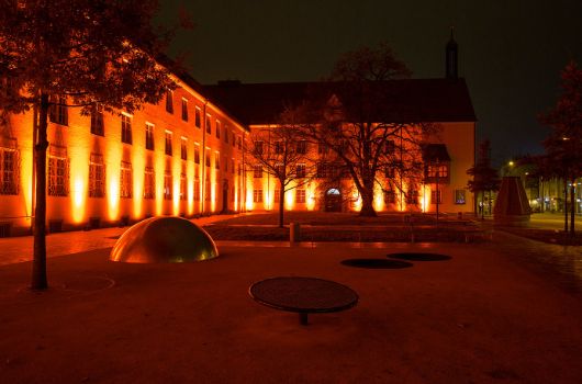 Orange Your City - Rathaus in Pasing/ © B. Donaubauer