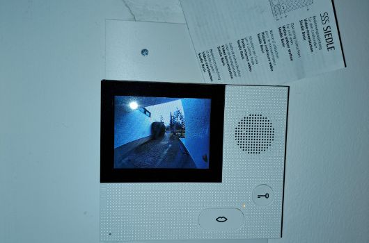 Harthauser25c - Gegensprechanlage in Wohnung