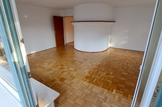 Wohnzimmer (Blick von der Terrasse)