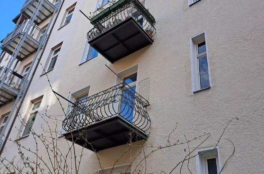 Balkon der Wohnung vom Hof