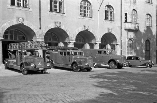 Münchner Löschzug FW1 1953