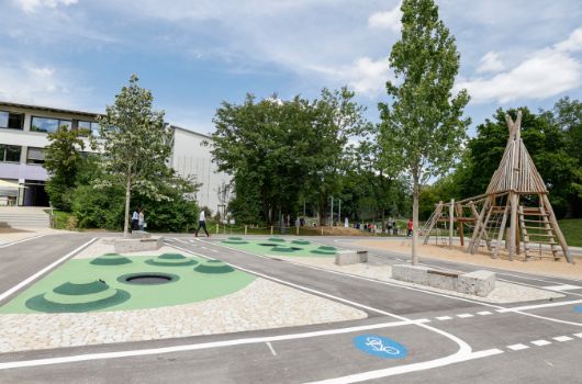 Pausenhof der Grund- und Mittelschule Guardinistraße