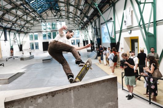 Skater bei der Eröffnung des CASA in Aktion