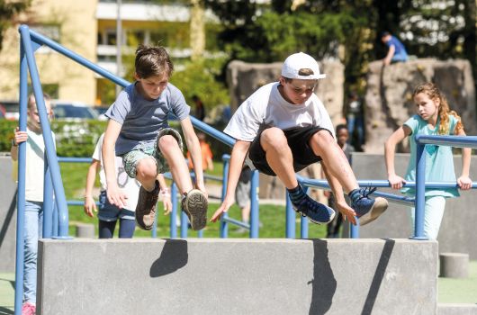 Schulsport  - Schüler*innen in Bewegung