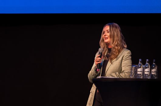 Mona Fuchs EU Mission Lable