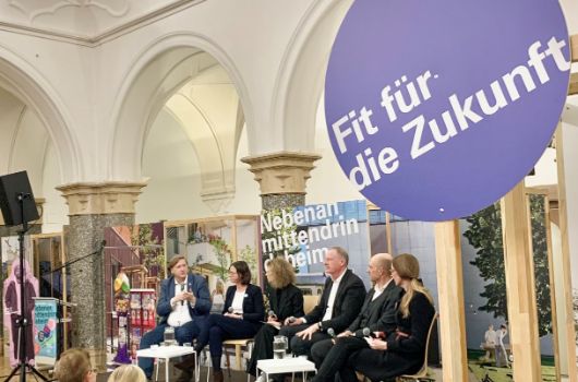 Diskussionsrunde im Rahmen der Ausstellung "Zukunftsfähige Quartiere"