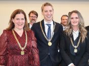 Die neue Münchner Stadtspitze: Oberbürgermeister Dominik Krause, Mona Fuchs (re.) und Verena Dietl.