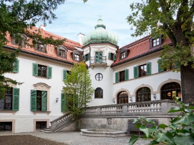 Monacensia im Hildebrandhaus, Maria-Theresia-Straße 23