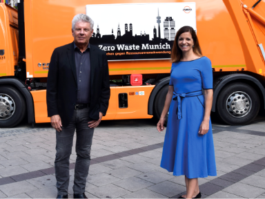 Oberbürgermeister Dieter Reiter präsentiert mit Kommunalreferentin und 1. Werkleiterin des Abfallwirtschaftsbetriebs München, Kristina Frank, das Zero-Waste-Konzept für die Stadt München.